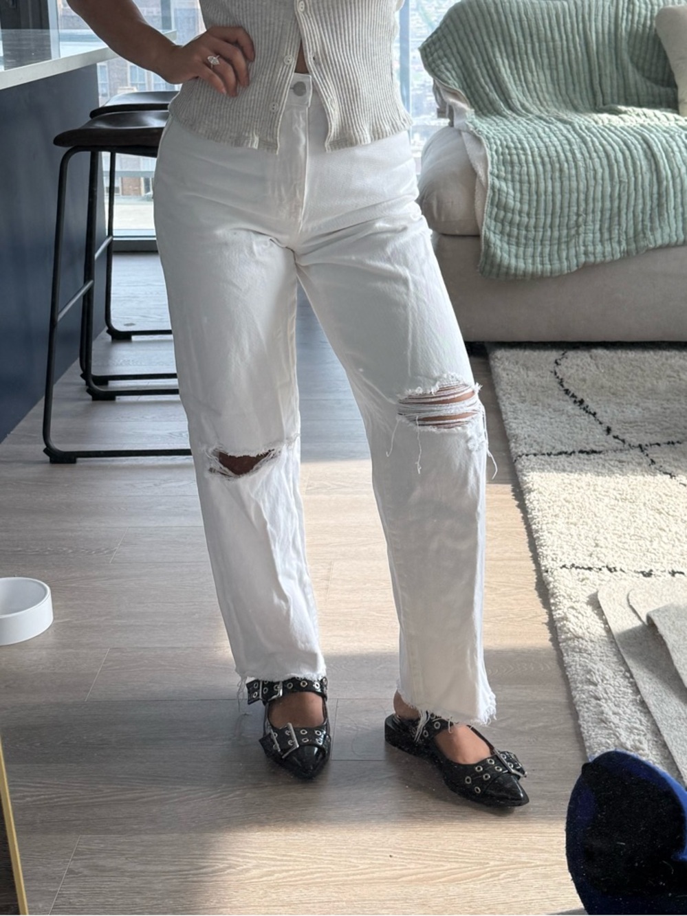 Madewell White Baggy Straight Jeans 23